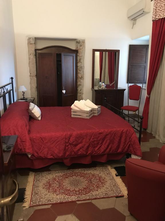 B&B La Staffa Aquino Ngoại thất bức ảnh